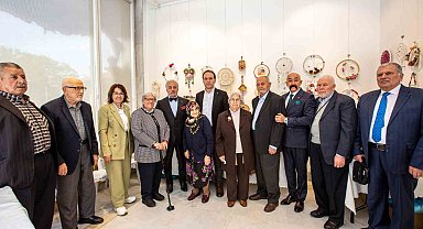 Bursa'da Huzurevi sakinlerinden muhteşem sergi