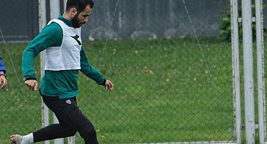 Bursaspor'da, çalışmalar devam ediyor