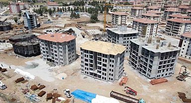 Çevre, Şehircilik ve İklim Değişikliği Bakanı Murat Kurum: "Deprem bölgesindeki şantiyelerimizde çalışmalar tam gaz"