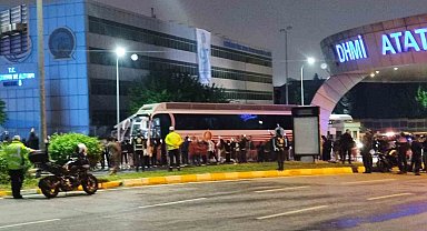 Cumhurbaşkanı Erdoğan, eşi Emine Erdoğan'la birlikte Ankara'ya gitti