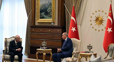 Cumhurbaşkanı Erdoğan, MHP Genel Başkanı Bahçeli'yi kabul etti