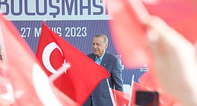 Cumhurbaşkanı Erdoğan: "Buraya koştuğumuz gibi yarın sandığa koşacağız, yarın sandıkta fire vermeyeceğiz"