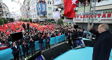 Cumhurbaşkanı Erdoğan: "İstanbul, bu ülkenin yönetimini kasetle ele geçirme operasyonlarına geçit vermemiştir"
