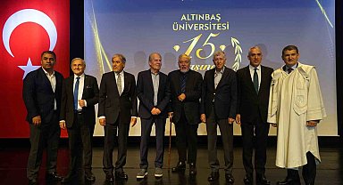 Cumhuriyetin 100. yılında 'Cumhuriyet Çınarları' ödüllendirildi