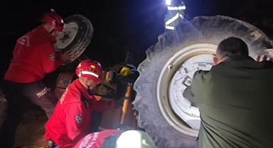 Devrilen Traktörün Altında Kalan Sürücü Hayatını Kaybetti 