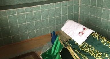 Edremit'te Çanlı Baba Türbesi Unutuldu   