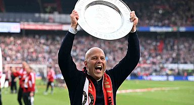 Feyenoord'da Arne Slot'un sözleşmesi 2026 yılına kadar uzatıldı