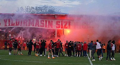 Galatasaray, taraftarlara açık antrenman yaptı