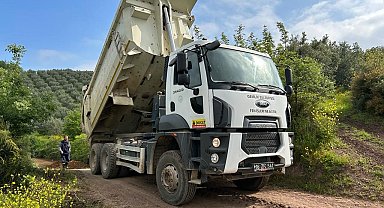 Gemlik'te çiftçilere arazi yolu desteği