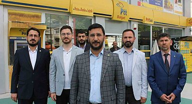 HÜDA-PAR, Kemal Kılıçdaroğlu'na parti programı hediye etti