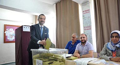 İYİ Parti Sözcüsü Zorlu oyunu kullandı