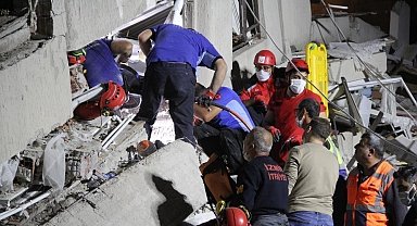 İzmir depreminde yıkılan binayla ilgili 2 sanığa hapis cezası