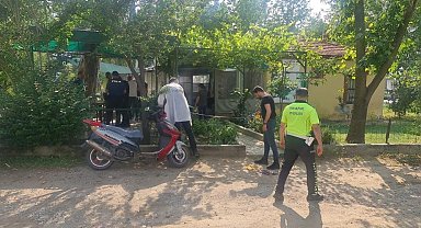 İzmir'de tabancayla vurulan emekli doktor hayata tutunamadı