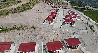 Heyelan Mağdurları Yeni Evlerine Kavuştu