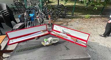 Polis hırsızı evine kadar kovalayarak yakaladı