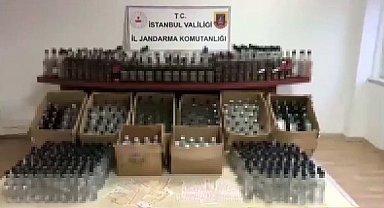 Jandarmadan sahte içki operasyonu: 3 ton 600 litre sahte içki ele geçirildi