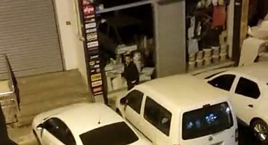 Silahlı sopalı kavga kamerada