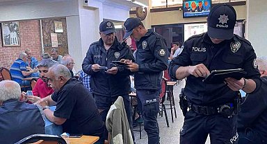 Karabağlar polisinden sıkı denetim