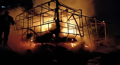 Karavan Tipli Evde Yangın 