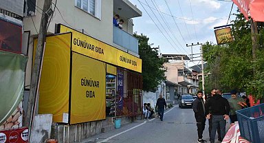 Kavgayı ayırmak isteyen esnaf canından oldu