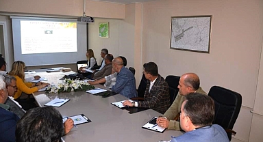 Kaymakam Odabaş; “Edremit TDİOSB’deki hedefimiz, Edremit’i süs bitkilerinde üreten bir merkez konumuna getirmektir”