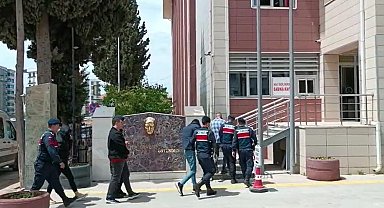 Kendilerini İstihbaratçı Olarak Tanıtıp 150 Bin TL'lik Ziynet Eşyası Çaldılar