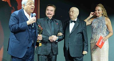 Klass Ödülleri, yıldızlar geçidine sahne oldu