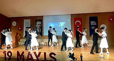 MBA Okullarında 19 Mayıs Atatürk'ü Anma, Gençlik ve Spor Bayramı coşku ile kutlandı