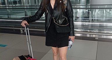 Merve Dizdar İstanbul'a geldi