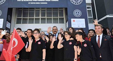 Özdemir Bayraktar'ın adı Türkiye'nin ilk uzay ve havacılık lisesinde yaşatılacak