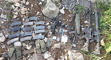 Pençe-Kilit Operasyonu'nda teröristlere ait silah ve mühimmat ele geçirildi