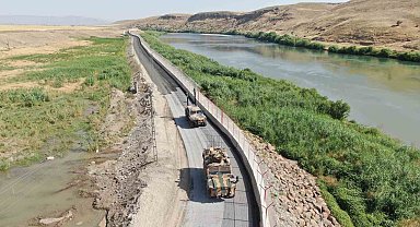 Sınır hatları son teknoloji cihaz ve üst düzey tedbirlerle korunuyor