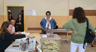 Sunucu Serap Paköz oyunu kullandı