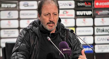 Taner Taşkın: "İlk devre oynanan oyunda oyunu domine eden bir Sakaryaspor vardı"