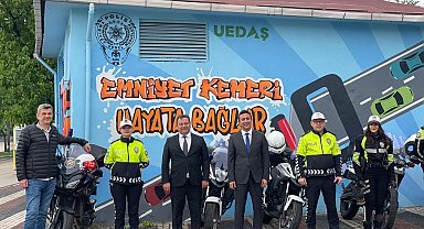 UEDAŞ'ın renklendirdiği 66. trafo, emniyet kemeri için uyardı