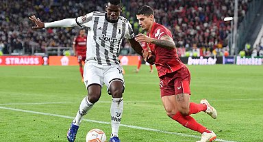 UEFA Avrupa Ligi'nde finalistler yarın belli olacak