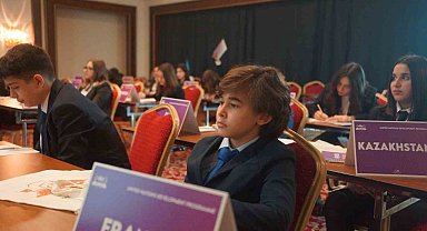 Uğur Okulları Model Birleşmiş Milletler Konferansı'nın üçüncüsü "Gıda Krizi" temasıyla gerçekleşti