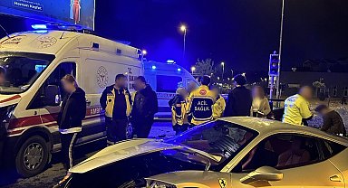 Ünlü otomobil fenomeninin yeni aldığı 14 milyon TL'lik lüks aracı kazaya karıştı