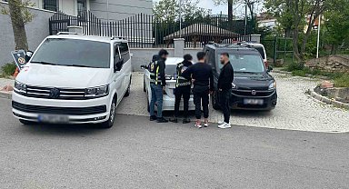 Üsküdar'da tüneli kapatıp asker eğlencesi yapan sürücülere 4 bin 518 TL ceza