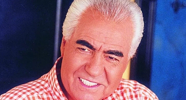 Usta Sanatçı Nuri Sesigüzel Hayatını Kaybetti