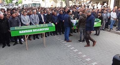    Yangında Ölen Kahraman Baba ve Kızı Son Yolculuklarına Uğurlandı   