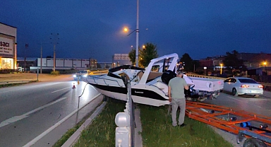 Yarım Milyonluk Yat Kazada Kullanılamaz Hale Geldi   