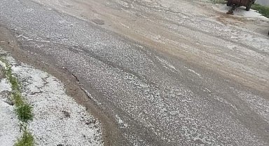 Yenice'de dolu yağışı etkili oldu