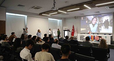 2. Genç Dijital Girişimcilik Akademisi mezunlarını verdi