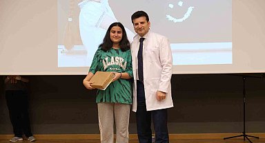 'Hastane Sınıfı' örencilerinin karne sevinci