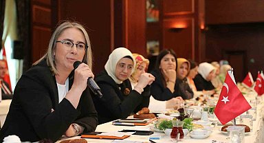 AK Parti'li Çankırı'dan İzmir Barosu'na "Onur Haftası" tepkisi