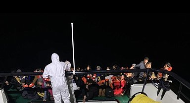 Ayvacık açıklarında 54 kaçak göçmen yakalandı