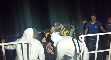 Ayvalık Açıklarında 33 Düzensiz Göçmen Kurtarıldı   