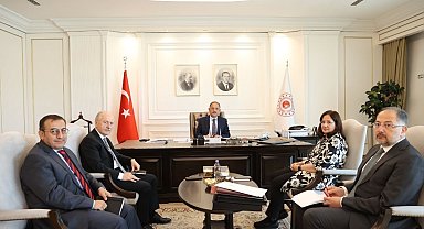 Bakan Özhaseki, yeni ekibiyle ilk toplantısını yaptı