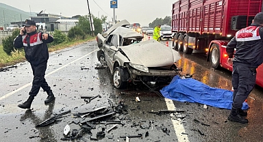 Balıkesir'de Feci Trafik Kazası 